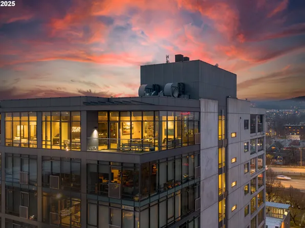 1410 NW Kearney St APT 1111, Portland, OR 97209