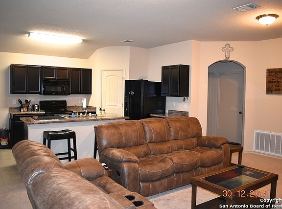 5th image of 1505 Gateshead Dr
