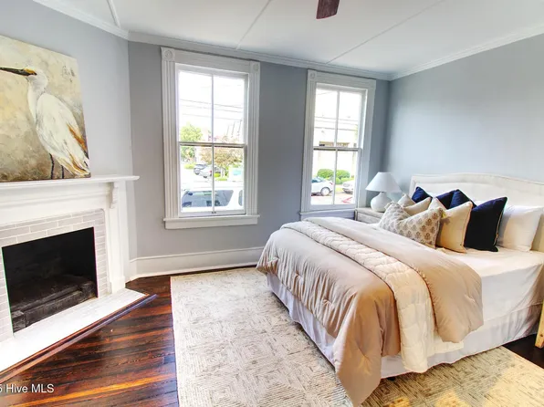 401 Dock Street, Wilmington, NC 28401