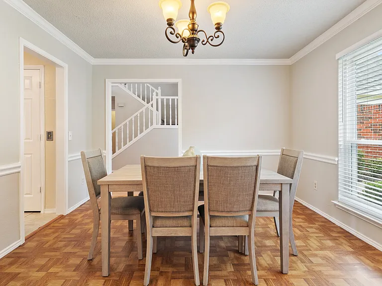 4518 Wescott Dr — Photo 12
