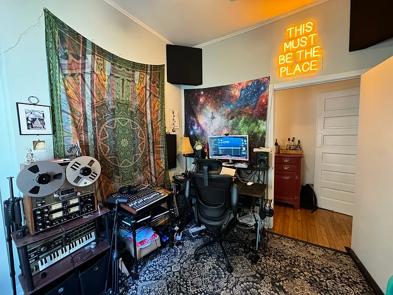 second bedroom