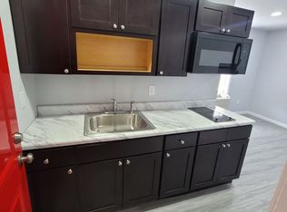 427-429 W Queen Ln #427-3, Philadelphia, PA 19144