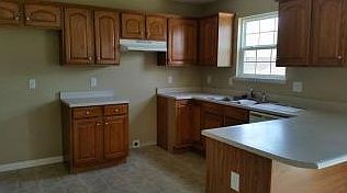 3rd image of 23 Ash Knoll Dr