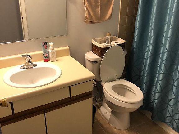 5th image of 1389 E Evergreen Dr Unit 7