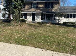 31408 Aldrich Dr, Bay Village, OH 44140