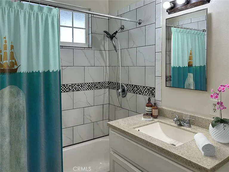 34102 Amber Lantern St — Photo 5