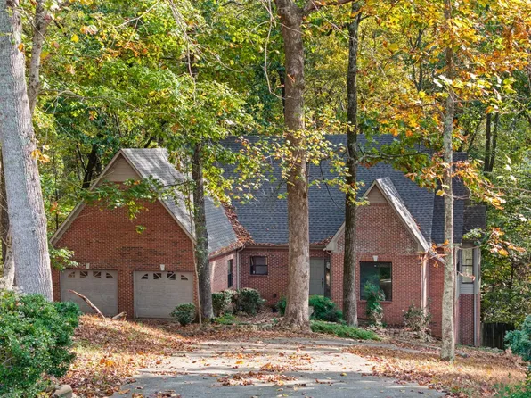 103 E Cv, Florence, AL 35634