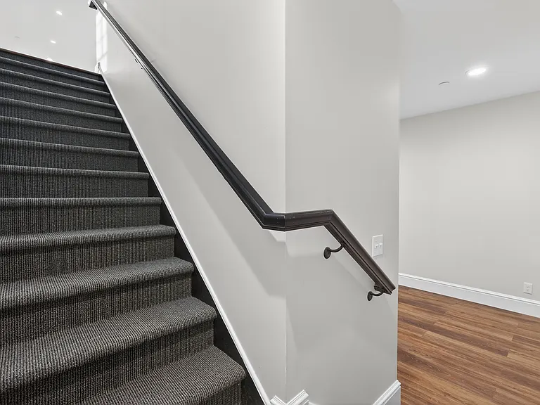96 East Ave - Apt 6 - Duplex - "Somerset"