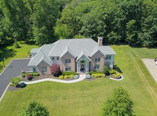 26 Raspberry Trl, Warren, NJ 07059