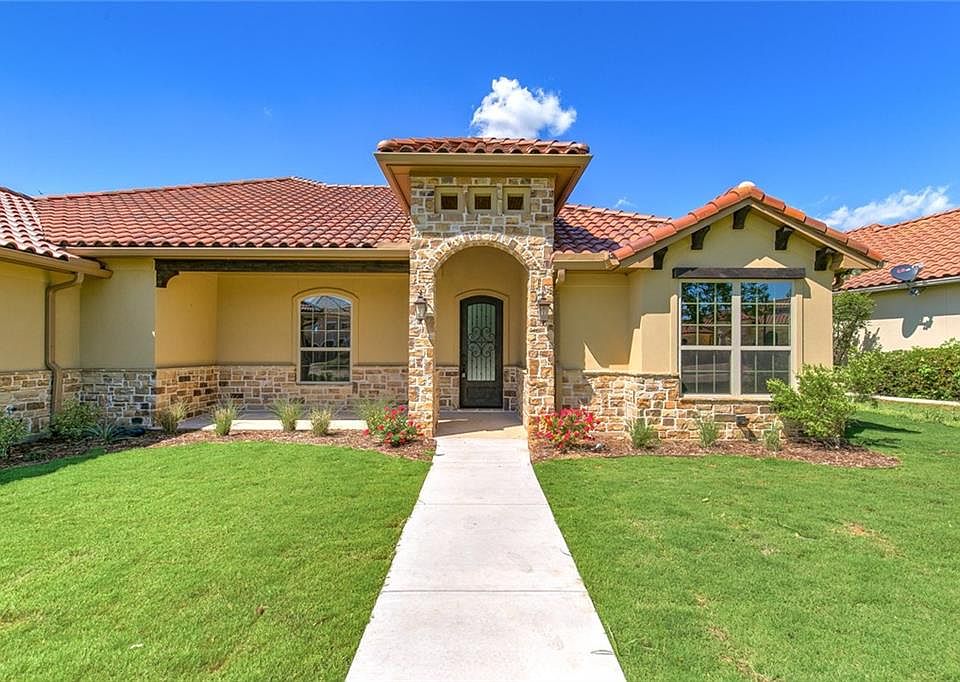 1st image of 1621 Catalina Bay Ct
