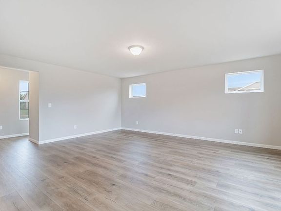4th image of 50583 Willis St