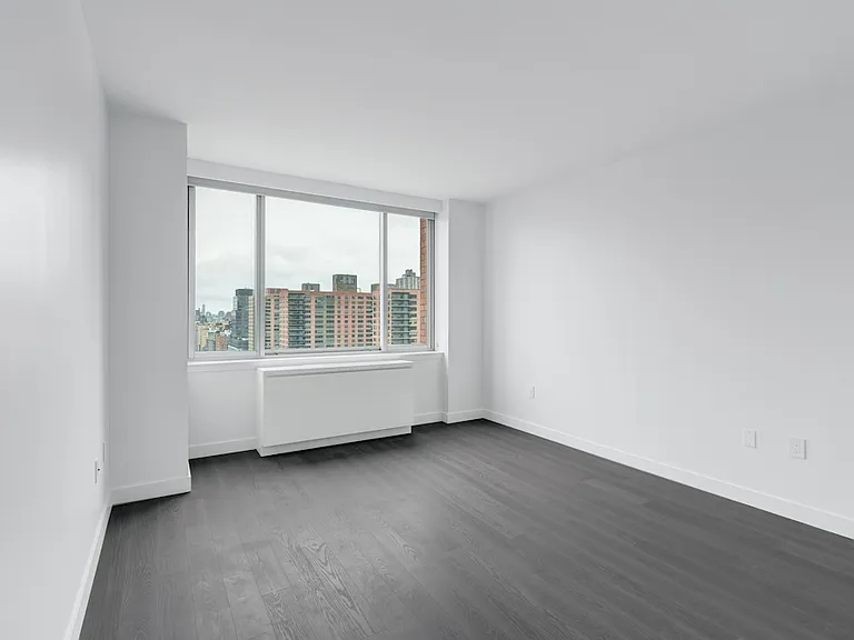 101 W End Ave #25FF — Photo 5