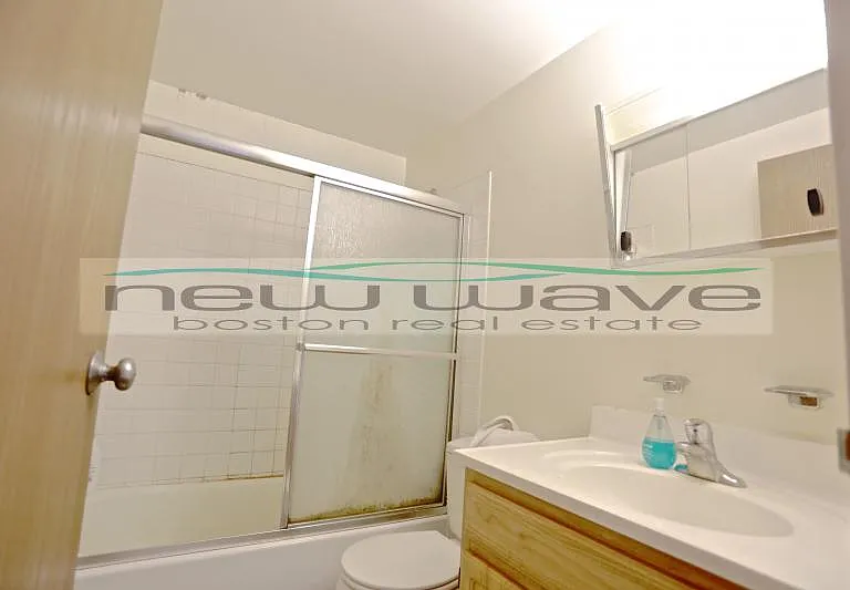 586 Massachusetts Ave #3 — Photo 11