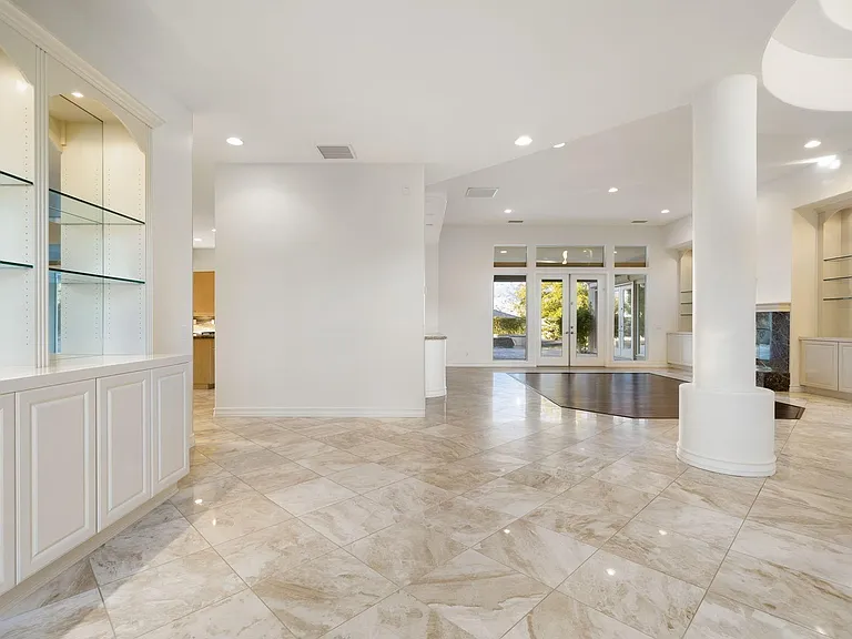 5 Chopin Ct — Photo 17