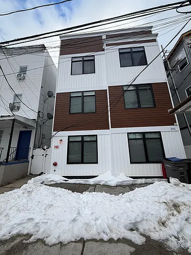 242 Harrison St #3 Photo 1