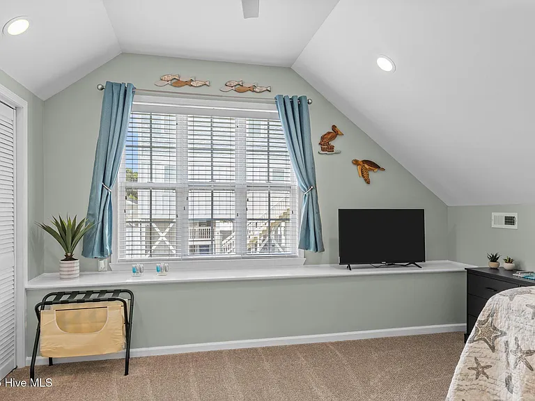 125 Pelican Dr — Photo 32