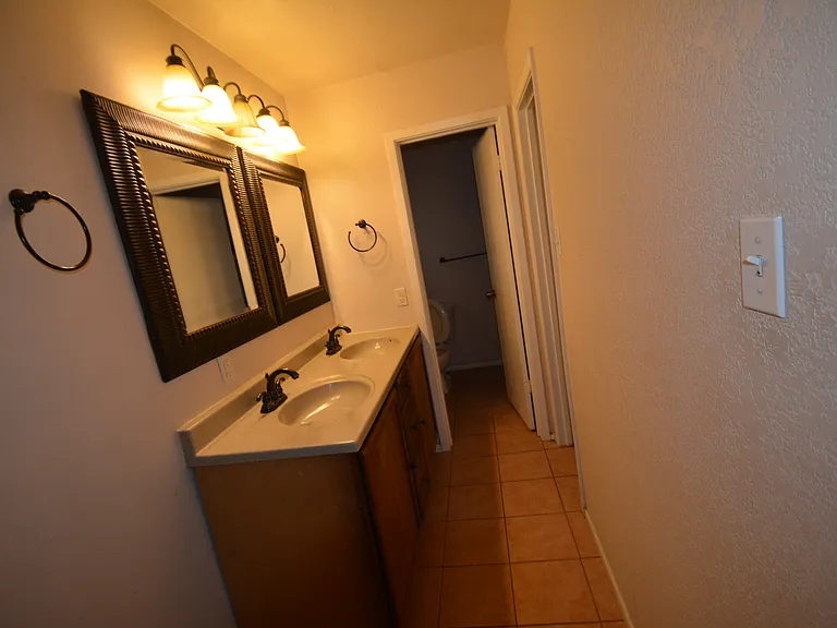2909 Cortez Dr — Photo 8