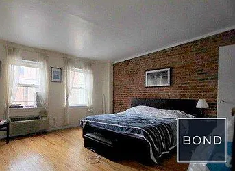 Rented by Bond New York