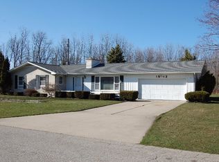 1912 Englewood Dr, Bay City, MI