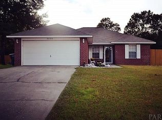 9039 Tara Cir, Milton, FL 32583