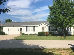 405 S Dana St, Boswell, IN 47921