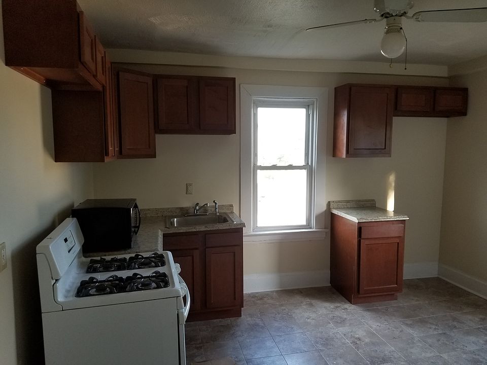Apt2 Kitchen
