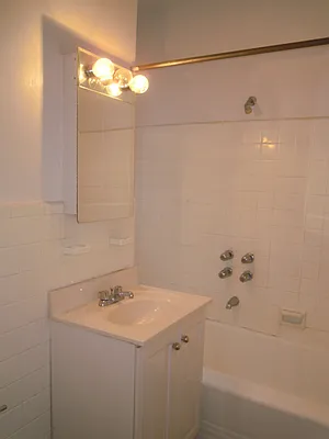 Rented by Metropolitan Equities | media 8