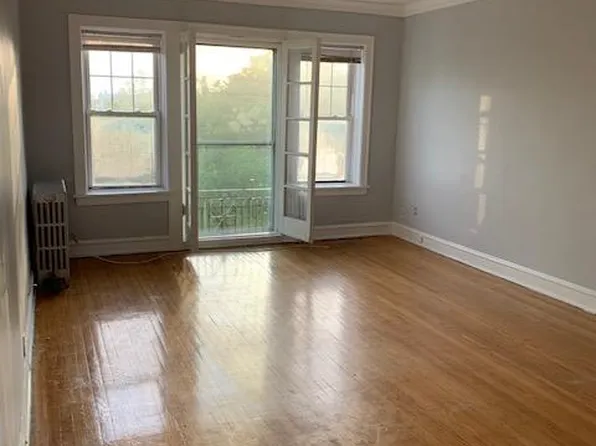 4355 N Paulina St APT 3, Chicago, IL 60613