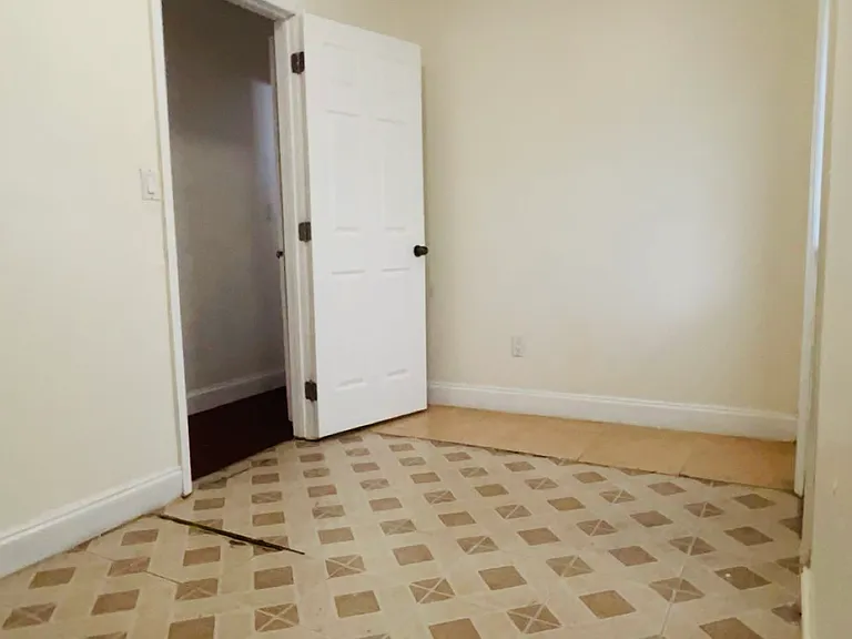 2019 Bay Dr #3 — Photo 12