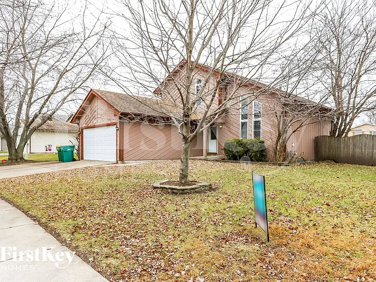 1119 Karen Dr — Photo 2