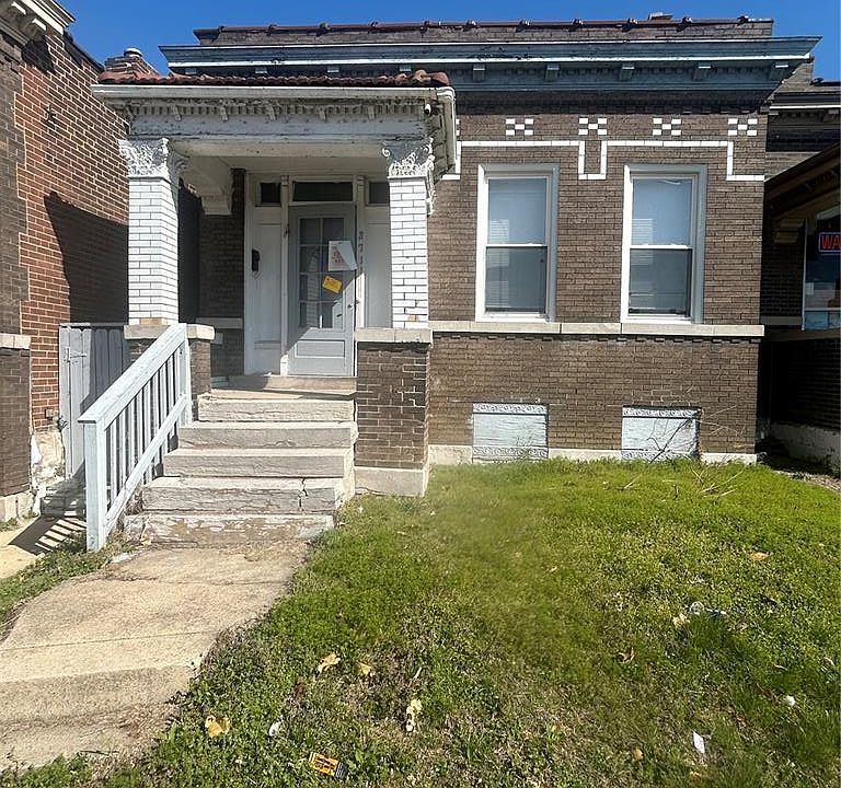 1st image of 3711 Gravois Ave