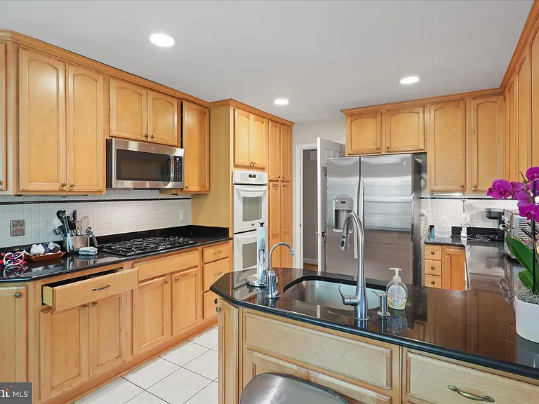 2026 Westwood Forest Dr — Photo 6