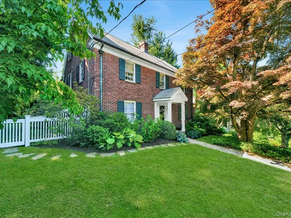 86 Caterson Terrace, Hartsdale, NY 10530