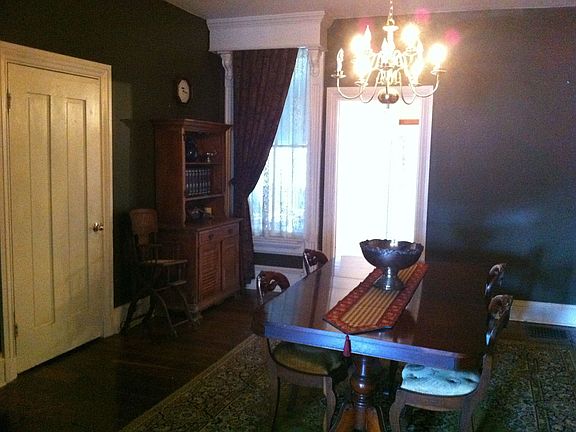 Middle Parlor - Dining room