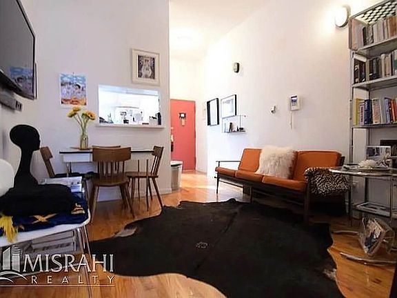 2nd image of 179 Orchard St APT 17