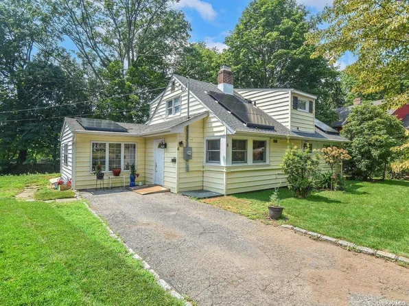 4 Wakefield Avenue, Port Washington, NY 11050