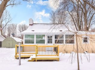 30 Spruce Ridge Dr, Bay City, MI 48706