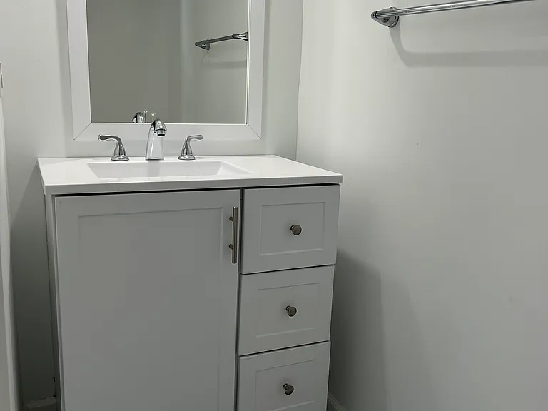 12 Hillcrest Ave — Photo 1