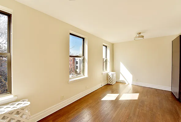 Rented by LEE & ASSOCIATES NYC RESIDENTIAL LLC | media 5
