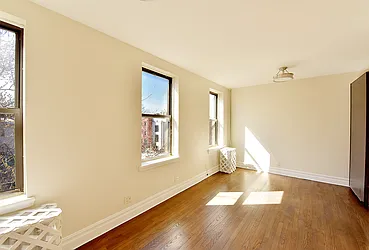 Rented by LEE & ASSOCIATES NYC RESIDENTIAL LLC