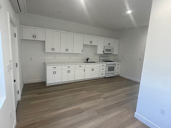 2nd image of 120 W Main St #A