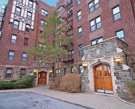 1st image of 1 Sherwood Ter APT 6G