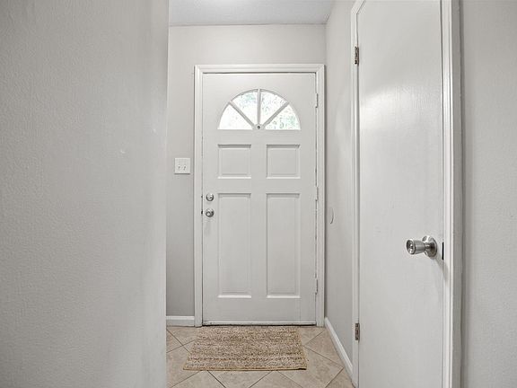 5th image of 6303 New Market Way