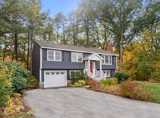 81 Oak St, Billerica, MA 01821