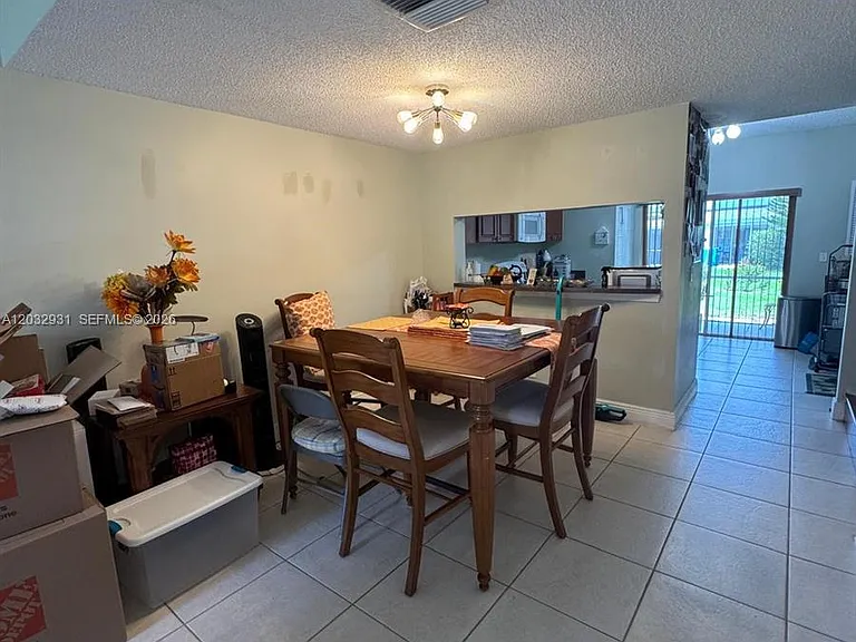 16682 Hemingway Dr — Photo 4