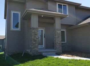 11517 S 110th Ave, Papillion, NE 68046
