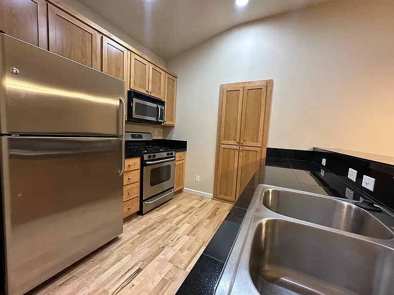 6298 SW Grand Oaks Dr #F301 — Photo 10