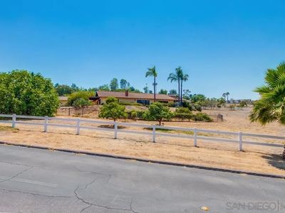 6411 Via De La Reina, Bonsall, CA, 92003