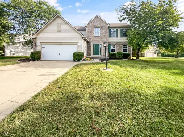 2121 Napa Cir, Indianapolis, IN 46214