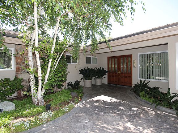 3rd image of 1238 Oakmead Ln